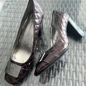 Anne Klein burgundy shoes size 6M